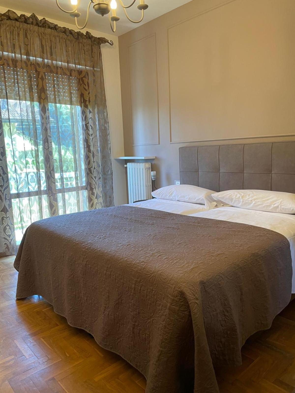 Residenza Sandrini Gambassi Terme Exterior foto